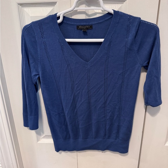 Eddie Bauer Royal Blue V-Neck Sweater - Picture 1 of 2